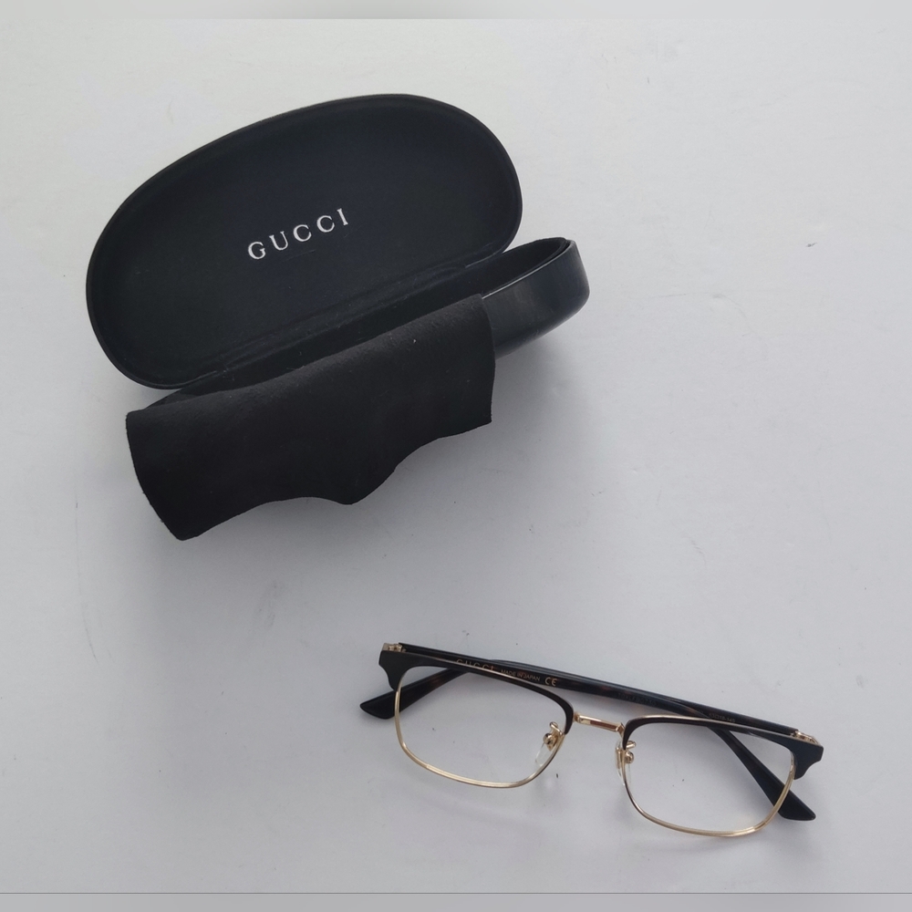 Gucci Black and Gold Frame Glasses 53-18-145 And Eyeglasses Hardshell. - Picture 3 of 11